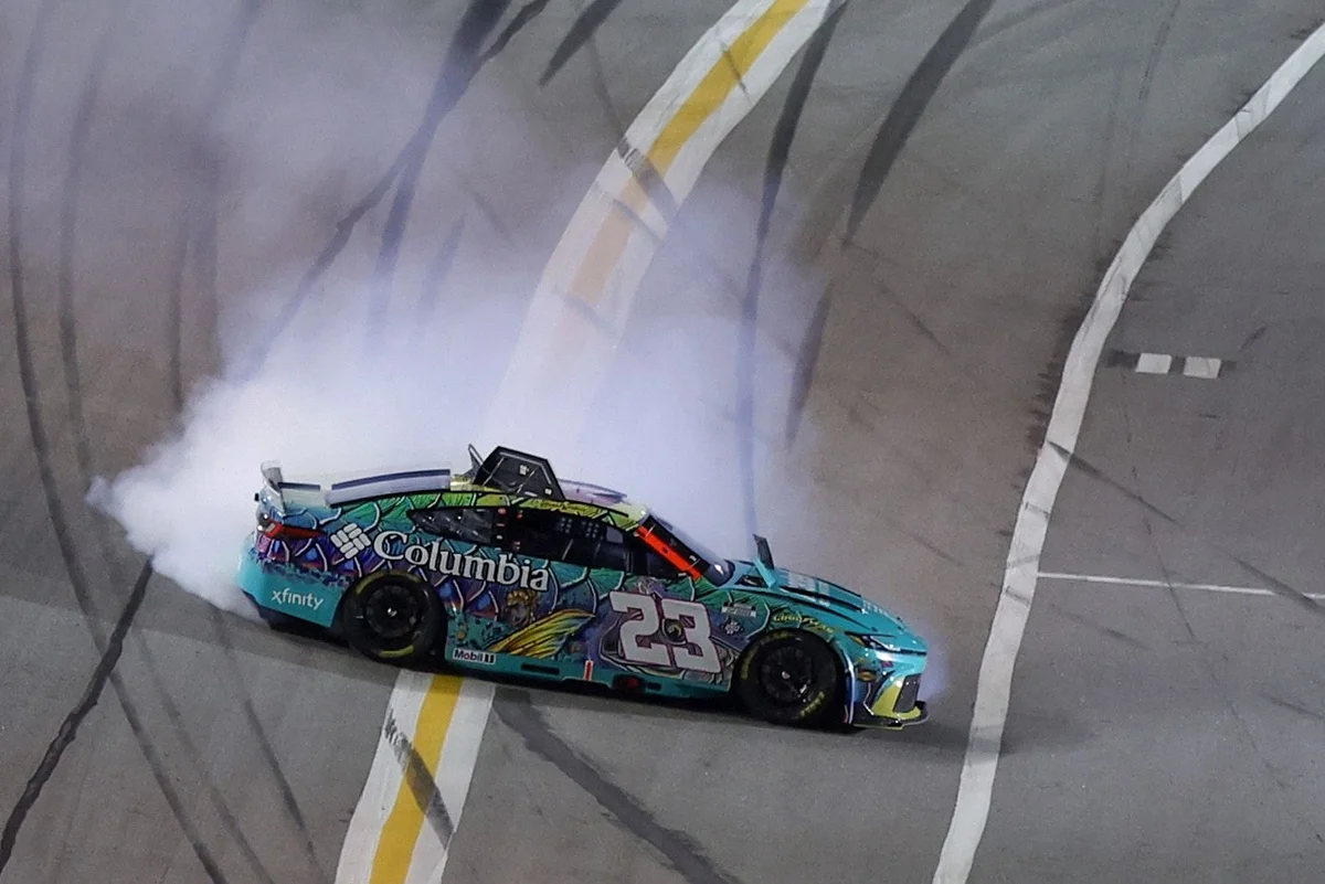 Analyzing the Bubba Wallace and Ty Gibbs Incident: Aggression vs. Teamwork in NASCAR