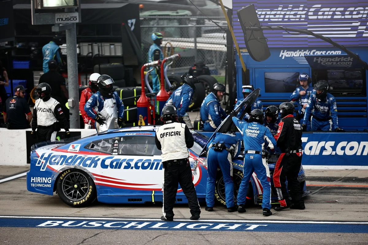 Hendrick Motorsports Struggles: Analyzing Challenges Ahead of the Chase